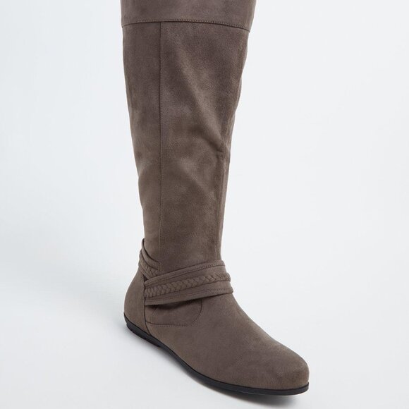 Torrid size 7 WW Braided Knee-High Boot - Picture 4 of 5